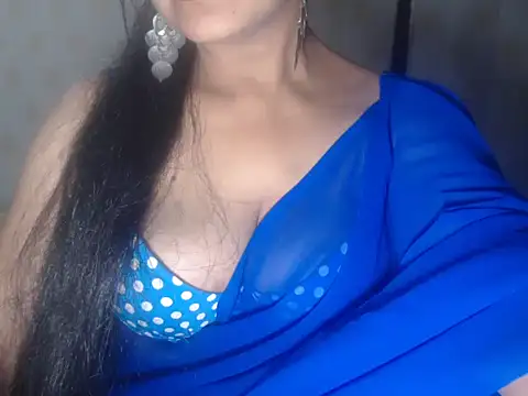 Snapshot of Hotronita123 chatting on May 3, 5:52 pm Hotronita123 online show from May 3, 5:52 pm