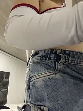 Mariana eclipse online show from April 15, 12:45 pm