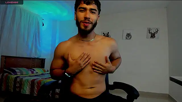 Snapshot of Franco_banderas chatting on June 4, 9:10 pm Franco banderas online show from June 4, 9:10 pm