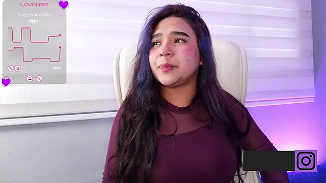 Mylarossi online show from April 18, 7:58 pm