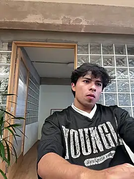 Abramfffj online show from May 6, 9:53 pm