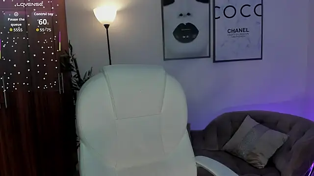 alana martiins online show from March 25, 10:49 pm