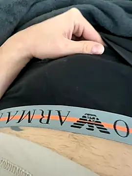 Snapshot of Magicboysz chatting on December 5, 2:36 pm Magicboysz online show from December 5, 2:36 pm