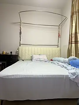Snapshot of A-ZJunn chatting on July 20, 1:02 pm A-ZJunn online show from July 20, 1:02 pm