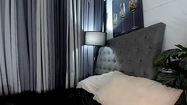 Snapshot of asianpetiteprincess chatting on June 3, 12:52 pm asianpetiteprincess online show from June 3, 12:52 pm