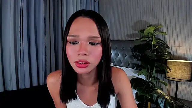 asianpetiteprincess online show from June 27, 8:58 pm