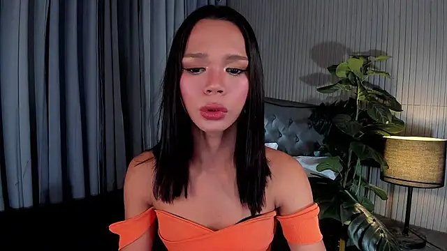 asianpetiteprincess online show from June 28, 4:57 pm