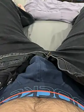 BlahNextDoor online show from December 20, 3:30 pm