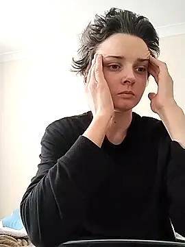 Amy01112 online show from April 19, 12:48 pm