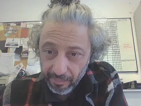Snapshot of Petebulimia chatting on May 3, 4:13 pm Petebulimia online show from May 3, 4:13 pm