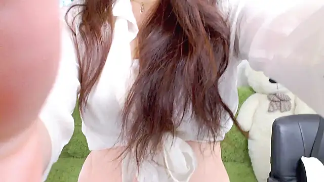 Snapshot of AlinaEleven chatting on February 9, 10:58 pm AlinaEleven online show from February 9, 10:58 pm