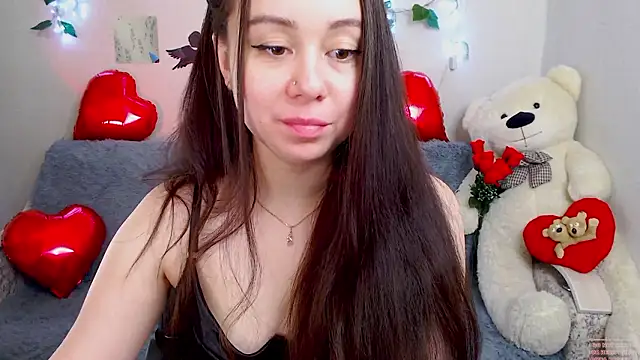 Snapshot of AlinaEleven chatting on February 15, 11:12 pm AlinaEleven online show from February 15, 11:12 pm