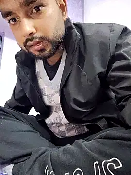 Snapshot of AlphaAura460 chatting on January 7, 9:34 am AlphaAura460 online show from January 7, 9:34 am