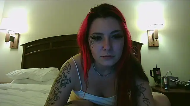 Snapshot of Maexoxo chatting on June 11, 3:48 am Maexoxo online show from June 11, 3:48 am