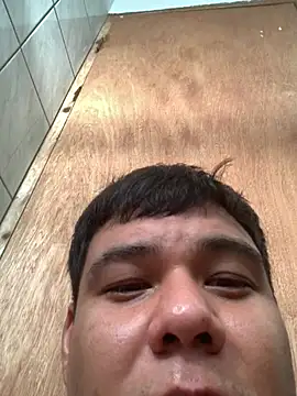 Snapshot of OGMarquez chatting on March 3, 11:43 pm OGMarquez online show from March 3, 11:43 pm