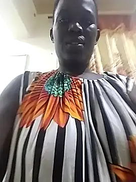 Snapshot of chocolatey_pussy chatting on May 12, 2:14 pm chocolatey pussy online show from May 12, 2:14 pm