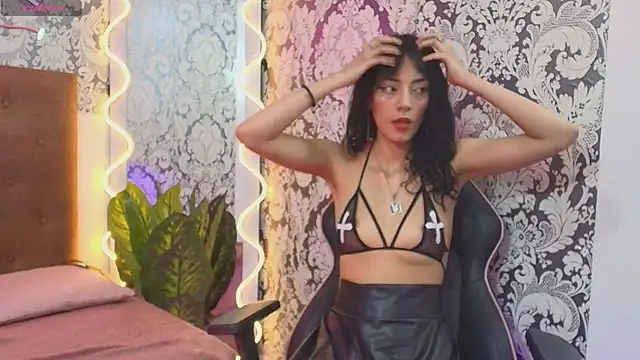 CHEERRY TAY1 online show from April 7, 7:25 pm