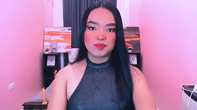 Fantacyloverr online show from April 3, 6:11 am