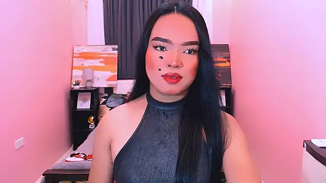 Fantacyloverr online show from April 14, 1:55 am