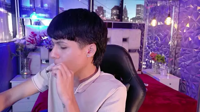 StormLuxX online show from March 1, 8:00 pm