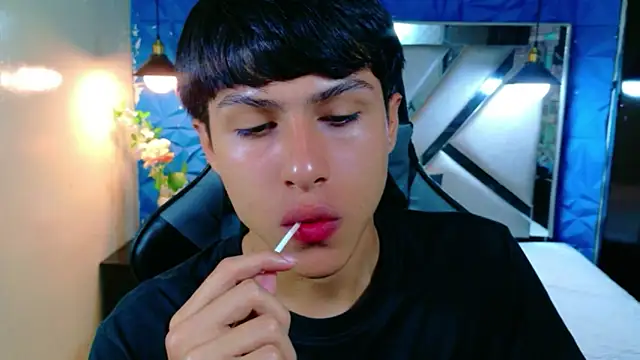 StormLuxX online show from March 11, 8:04 pm