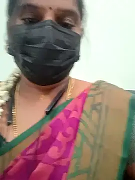 Snapshot of Tamil_Pallavi chatting on February 6, 5:38 pm Tamil Pallavi online show from February 6, 5:38 pm