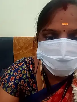 Snapshot of Tamil_Pallavi chatting on February 10, 6:01 pm Tamil Pallavi online show from February 10, 6:01 pm