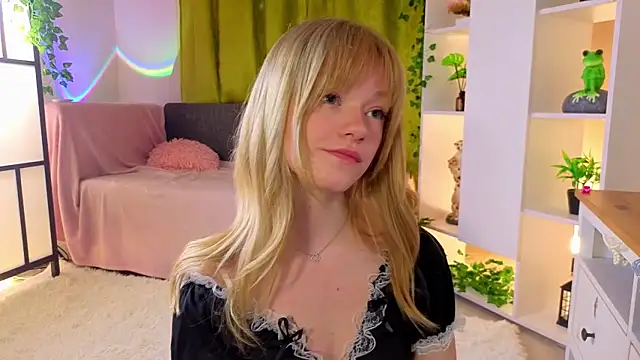 MatthewHoffis online show from April 3, 8:18 pm