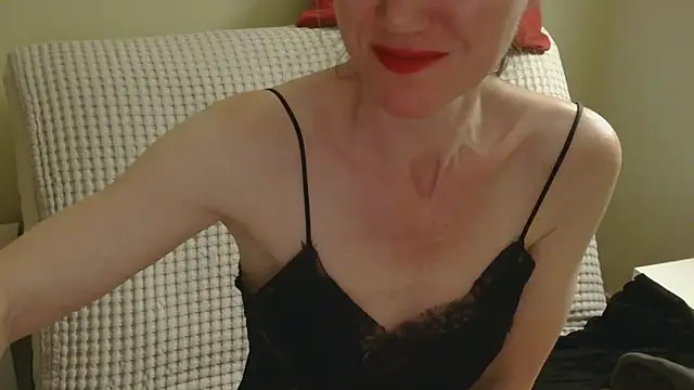 Snapshot of AuroraAG chatting on May 20, 11:11 pm AuroraAG online show from May 20, 11:11 pm