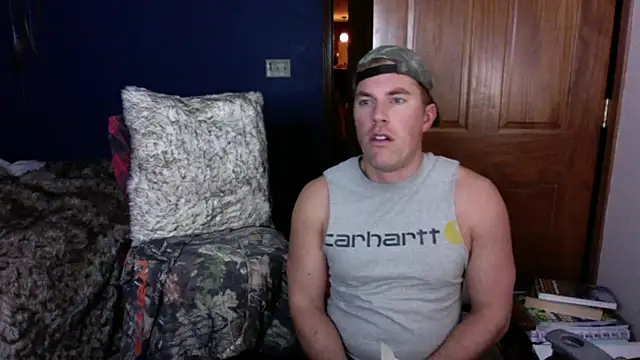 Snapshot of SpunRedneck chatting on January 16, 11:31 pm SpunRedneck online show from January 16, 11:31 pm