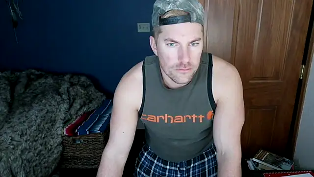 Snapshot of SpunRedneck chatting on February 9, 10:30 am SpunRedneck online show from February 9, 10:30 am