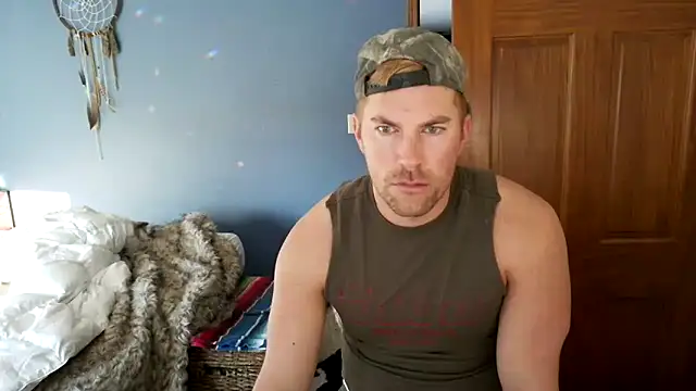 Snapshot of SpunRedneck chatting on February 11, 2:44 pm SpunRedneck online show from February 11, 2:44 pm