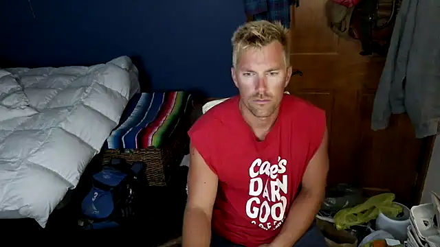 Snapshot of SpunRedneck chatting on July 14, 9:03 am SpunRedneck online show from July 14, 9:03 am