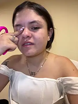 Camila Duarte2 online show from March 17, 1:25 pm