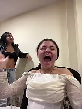 Camila Duarte2 online show from April 2, 1:53 pm