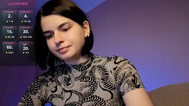 Snapshot of lololozhechka chatting on April 22, 7:15 pm lololozhechka online show from April 22, 7:15 pm