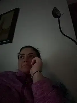 Snapshot of gini92 chatting on January 17, 3:50 pm gini92 online show from January 17, 3:50 pm