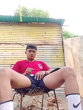 Snapshot of youngboypiss chatting on February 8, 8:34 pm youngboypiss online show from February 8, 8:34 pm