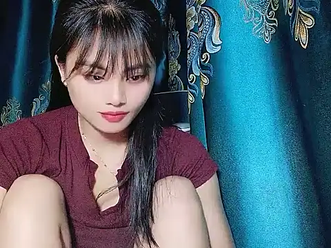 Snapshot of Nana569 chatting on April 3, 9:46 pm Nana569 online show from April 3, 9:46 pm