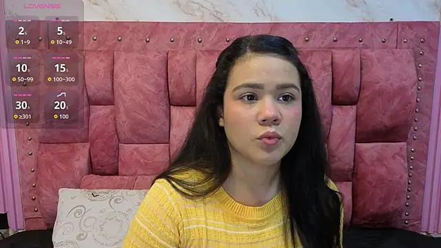 Snapshot of ValeryMorales chatting on March 1, 9:50 pm ValeryMorales online show from March 1, 9:50 pm