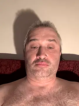Snapshot of Olomoucak1982 chatting on April 19, 6:21 pm Olomoucak1982 online show from April 19, 6:21 pm