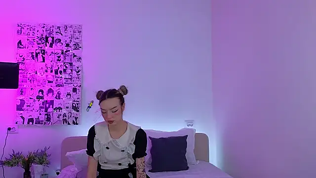 Snapshot of SweetSinTeacher chatting on December 4, 7:50 am SweetSinTeacher online show from December 4, 7:50 am