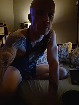 Snapshot of scotbhoyscott chatting on June 4, 2:28 am scotbhoyscott online show from June 4, 2:28 am