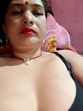 Snapshot of Your-shreya143 chatting on May 19, 11:11 pm Your-shreya143 online show from May 19, 11:11 pm
