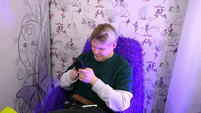 Brian Mils online show from February 5, 11:37 am