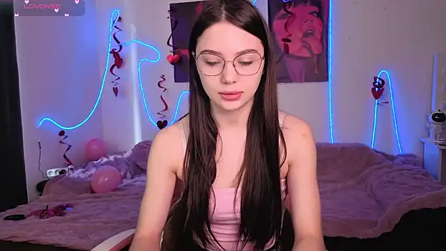 AlishaMolly online show from February 27, 8:25 am