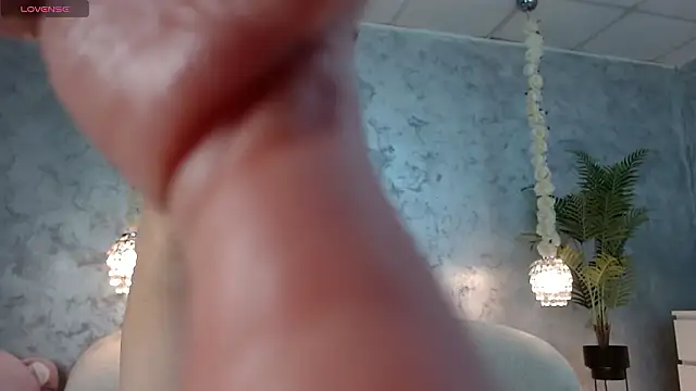 SilviaVanda online show from March 31, 6:14 am