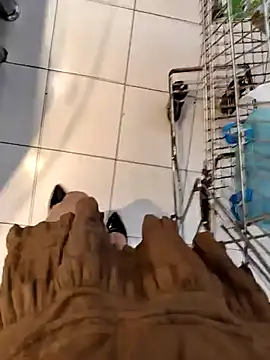 Snapshot of Miky_Lyn chatting on February 6, 5:56 am Miky Lyn online show from February 6, 5:56 am