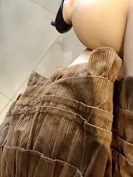 Snapshot of Miky_Lyn chatting on February 20, 3:36 am Miky Lyn online show from February 20, 3:36 am