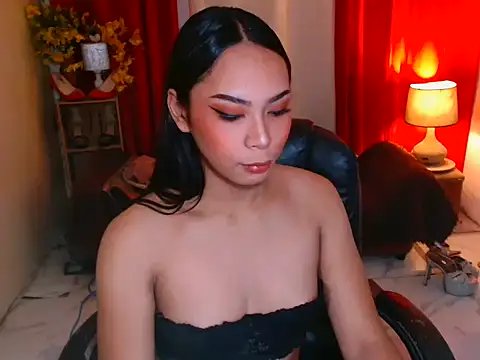 Snapshot of kylieEmparado chatting on May 17, 12:41 am kylieEmparado online show from May 17, 12:41 am